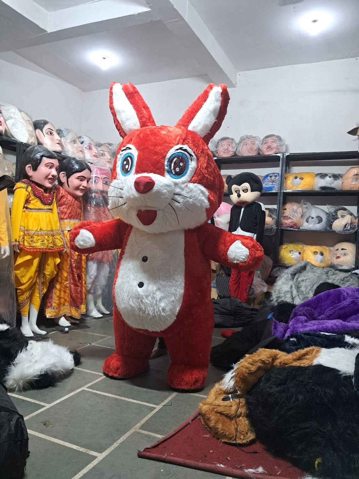 Mascot front view